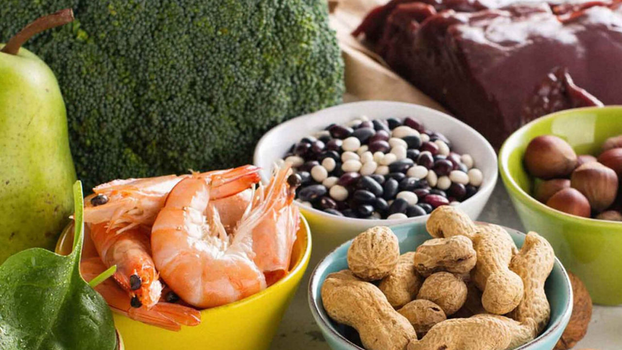 Support your baby with a healthy breastfeeding diet