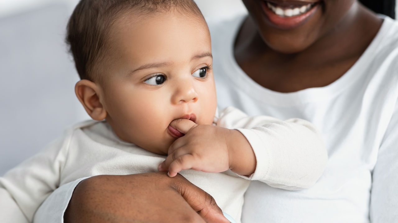 Common teething signs in babies: what to expect and how to help