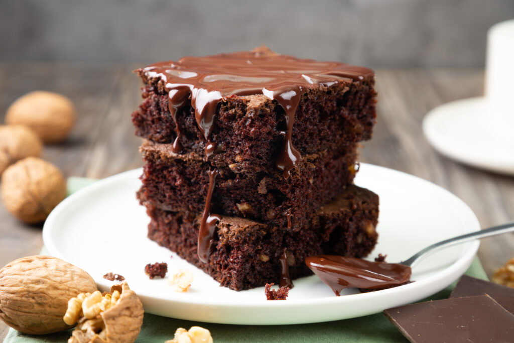 Fortisip Multi Fibre Recipe: Delicious brownies with melted chocolate on a stack