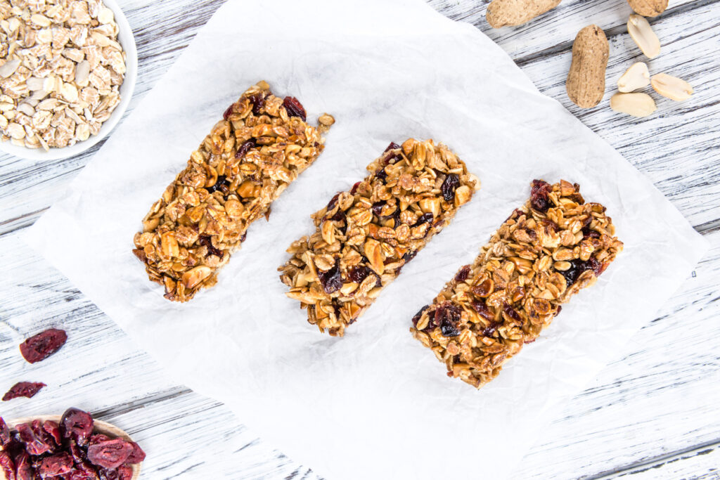 Fortips Multi Fibre Vanilla recipe: chewy breakfast museli bars by Nutricia